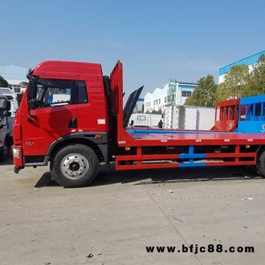 解放平板運(yùn)輸車生產(chǎn)廠家 挖掘機(jī)運(yùn)輸車 挖掘機(jī)平板車 挖掘機(jī)拖板車價(jià)格