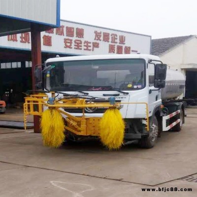恒沃廠家生產(chǎn)供應(yīng)道路圍欄清洗車 城市隔離護(hù)欄清洗車 路沿石清洗機(jī)價(jià)格優(yōu)安全可靠