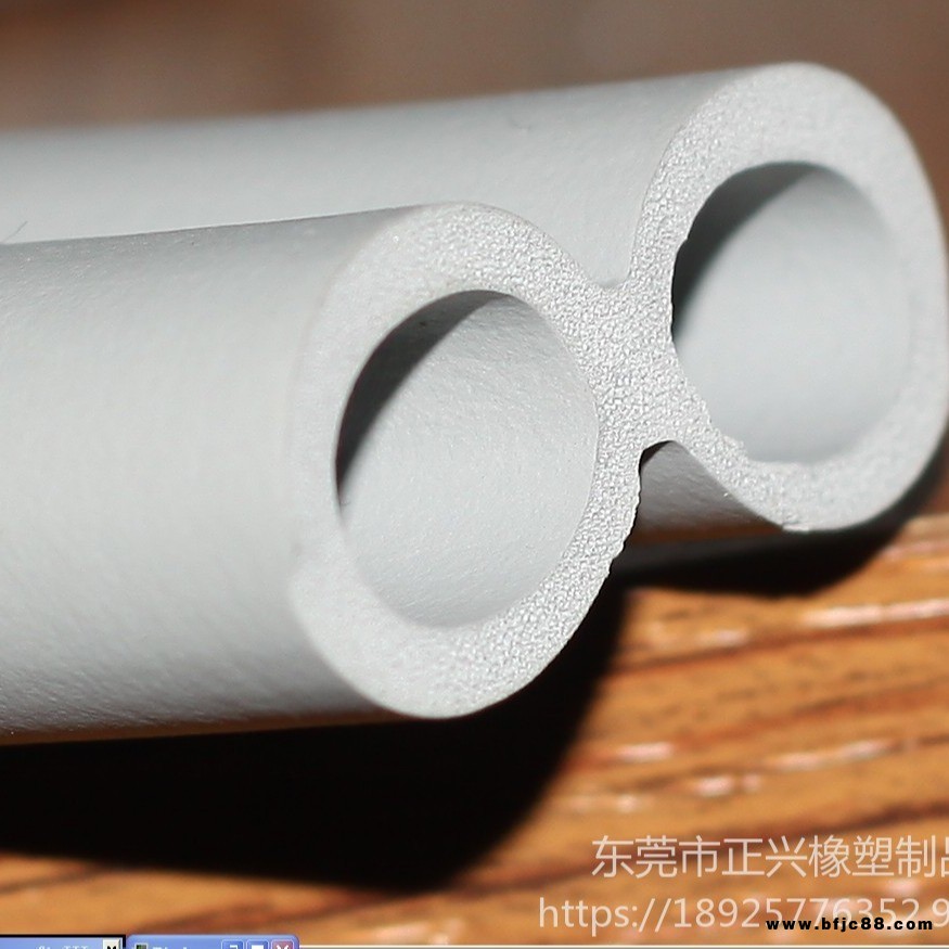丁青橡膠發(fā)泡條  丁青橡膠發(fā)泡管  耐油橡膠管