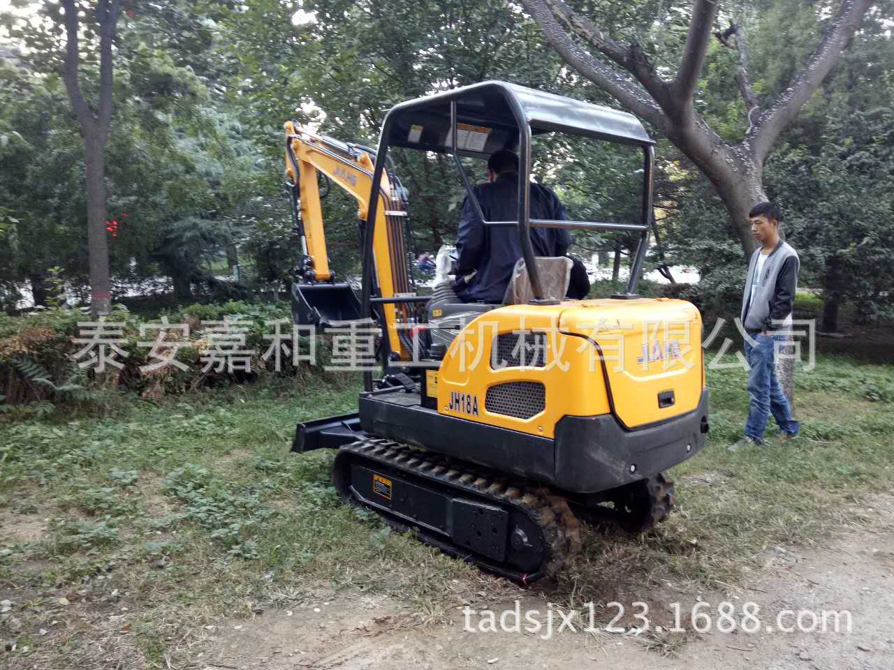 旱廁改造利器，液壓先導農(nóng)村施工用小型挖掘機，廠家直銷微挖示例圖5
