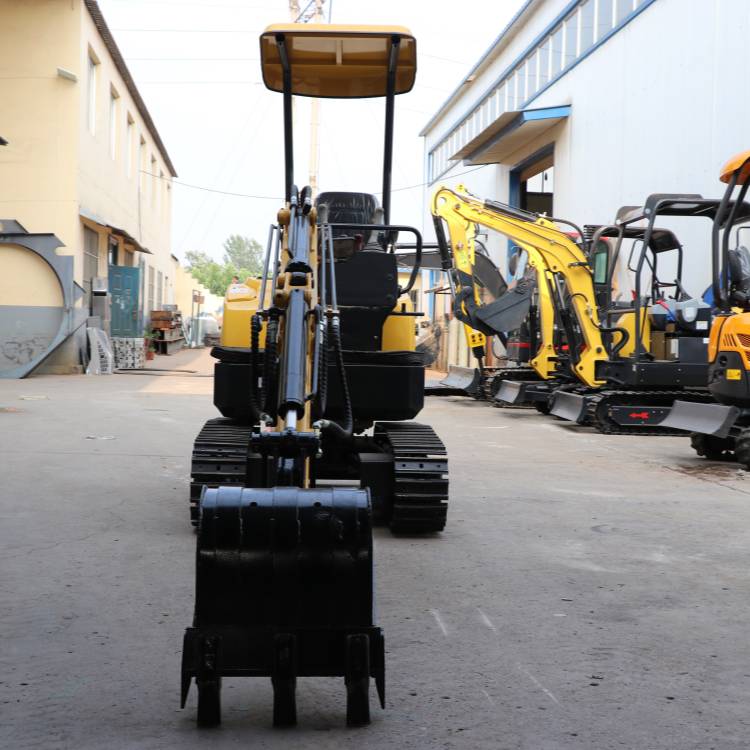 小型挖掘機(jī) 微型挖掘機(jī) 大棚菜園挖掘機(jī)廠(chǎng)家