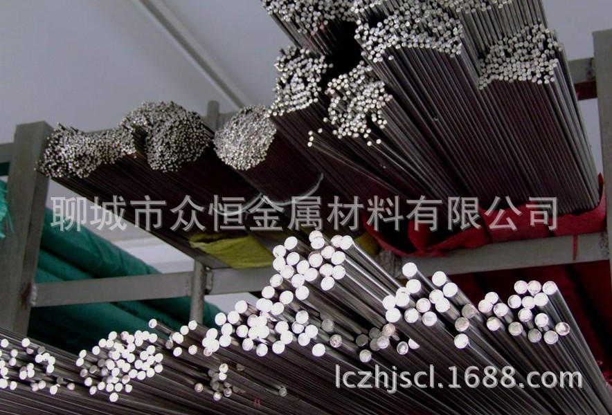 聊城大量現(xiàn)貨供應(yīng)Q235六角鋼 四角鋼  20#圓鋼示例圖7