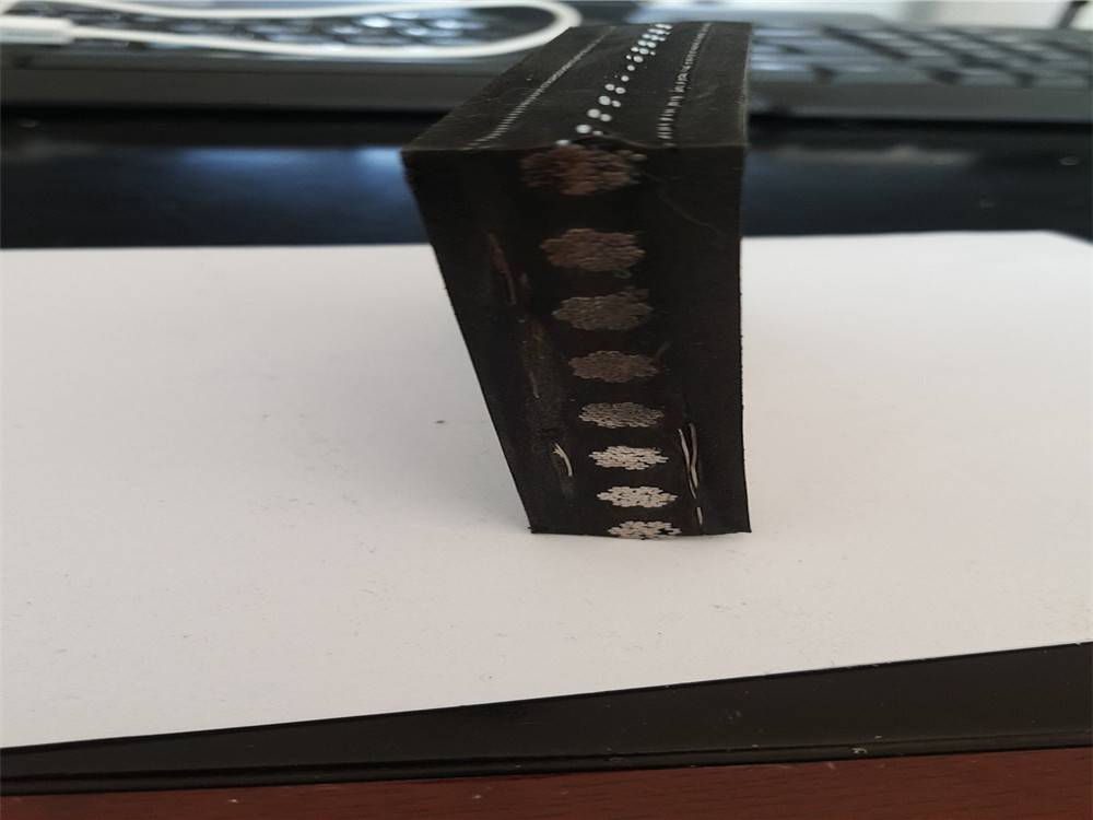 特制TGD800皮帶,耐高溫鋼絲繩皮帶廠家,青島宗澤工業(yè)科技