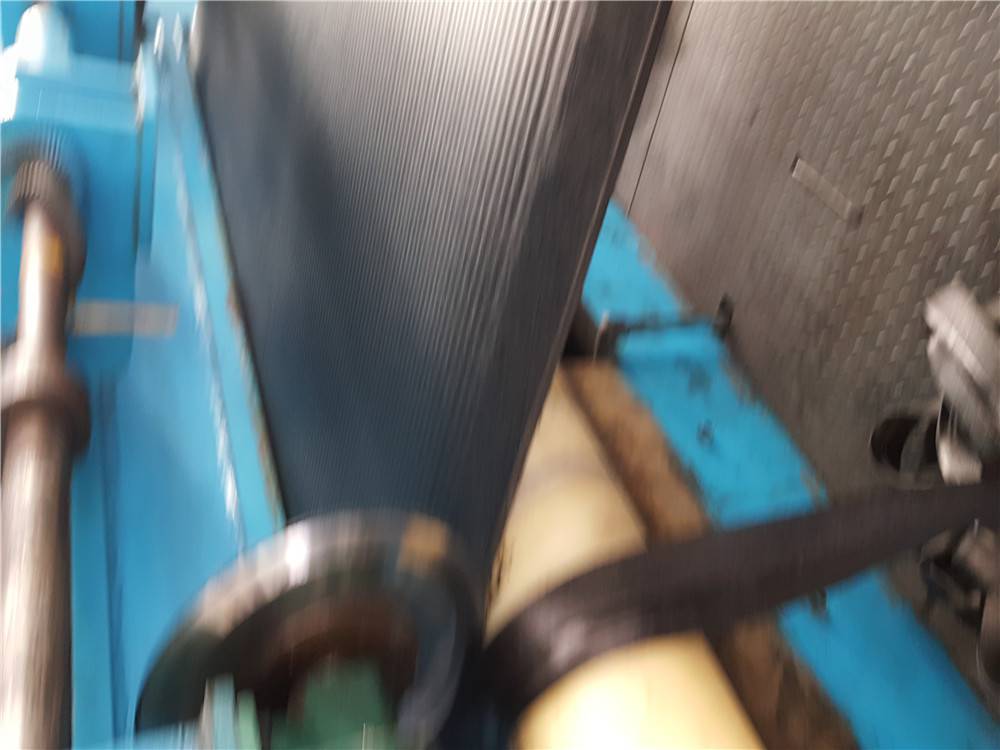 水泥斗提機鋼絲皮帶,耐高溫鋼絲繩提升帶價格,青島宗澤工業(yè)科技