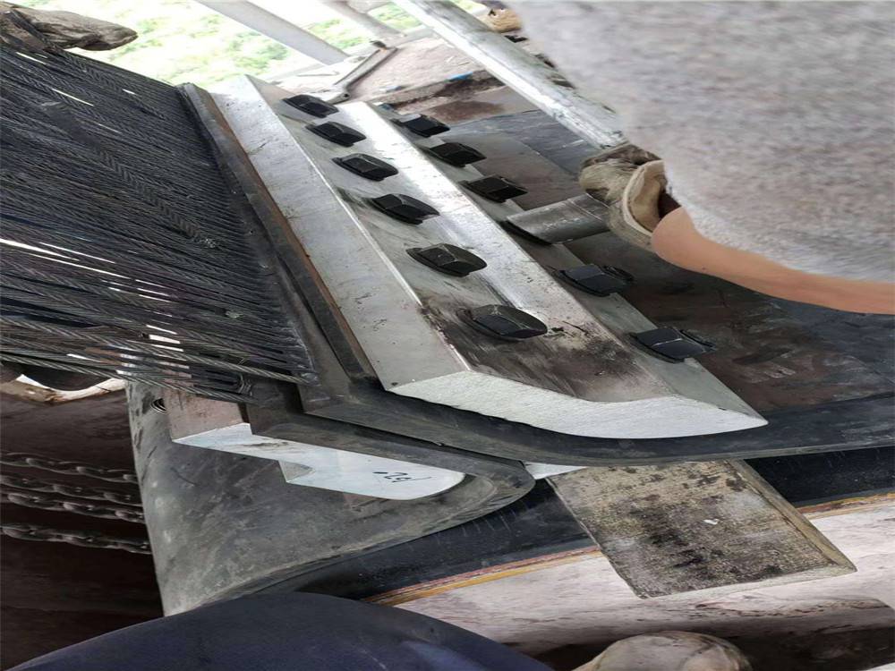 萍鄉(xiāng)鋼絲繩提升帶,斗提機(jī)運(yùn)輸帶生產(chǎn)廠家