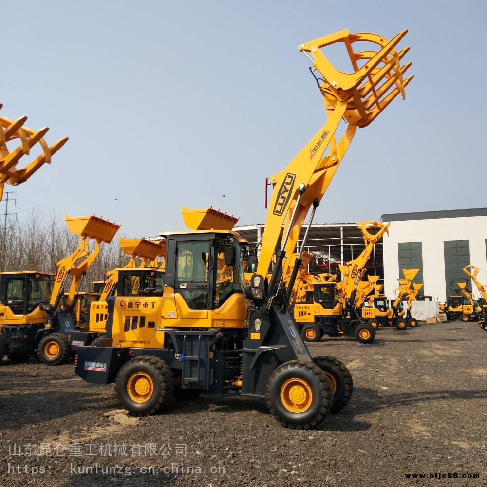 小型裝載機(jī)農(nóng)業(yè)機(jī)械926裝載機(jī)養(yǎng)殖場小鏟車抓木器裝載機(jī)廠家