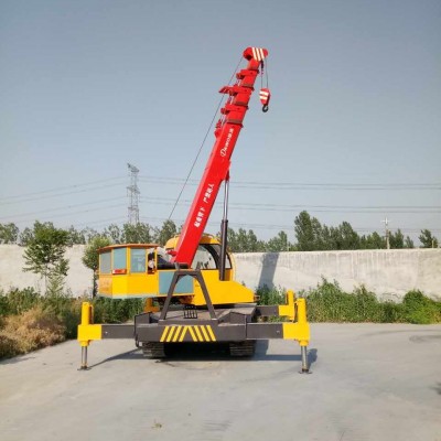 小型履帶式起重機(jī) 鋼制履帶吊車 廠家直銷 5噸履帶吊車