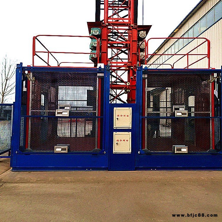 廠家直銷山東澤宇SC200/200施工升降機(jī) 施工電梯