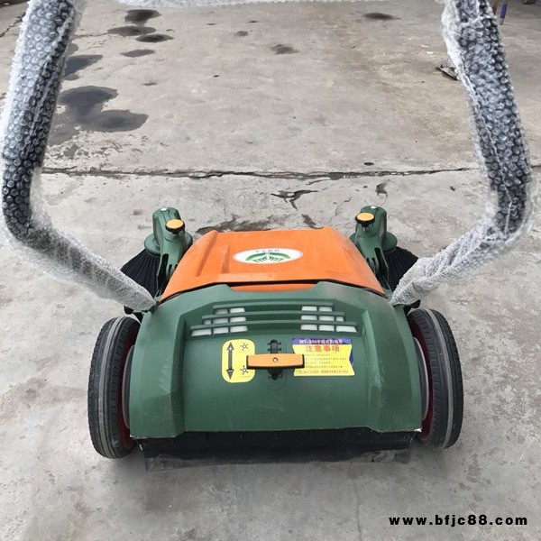 山東廠家商用環(huán)保無動力掃地車間物業(yè)手推式掃地機(jī)清掃車工廠掃地機(jī)天花板工業(yè)清掃車、創(chuàng)潔生產(chǎn)無塵掃地機(jī)批發(fā)