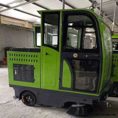 山東中鎧多功能掃地車 城市道路清掃車 ZK-2000全封閉清掃車