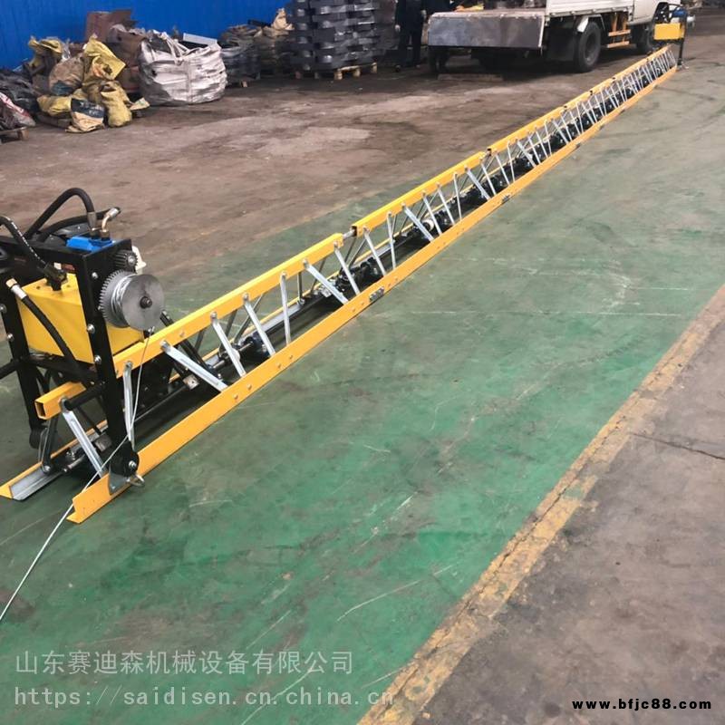 能起拱的混凝土振動梁 框架式路面攤鋪機 橋面鋪裝振動梁