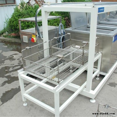 超聲波噴淋清洗機(jī)工業(yè)清洗五金雜件鎖具合頁拋光蠟清洗的設(shè)備
