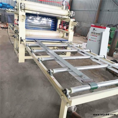 廠家批量生產貼面機 石膏板貼面機 竹木纖維板貼面機 自動放卷一次成型