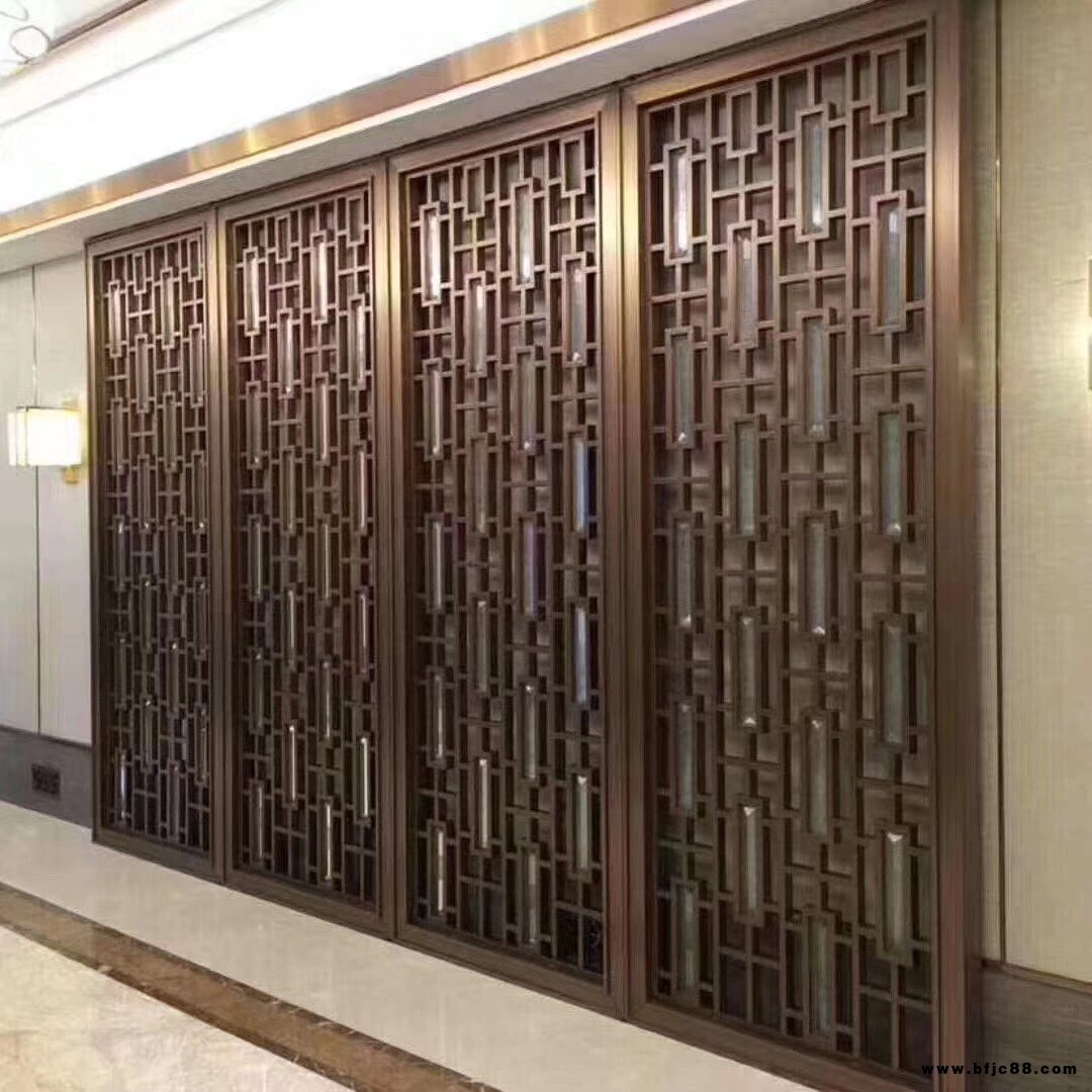 家裝黃鈦金不銹鋼屏風(fēng) 售樓部大廳金屬格柵 酒店黑鈦金不銹鋼隔斷 浴室推拉門 客廳不銹鋼香檳金隔斷 折疊花格廠家定制