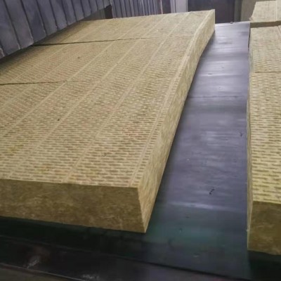 新鄉阻燃巖棉復合吸音板量大優惠  凱陽阻燃巖棉復合吸音板量大優惠