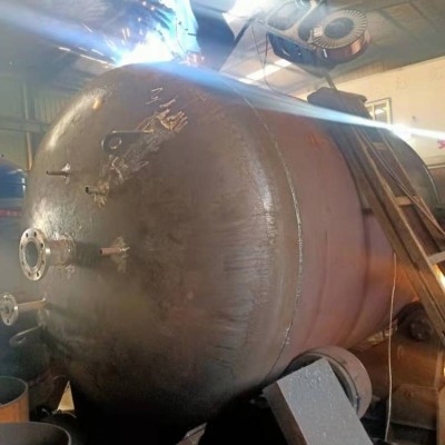 耐高溫盤管換熱器湖南歐力德半容積式盤管換熱器廠家生產
