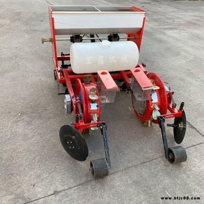 膜上扎眼播種機廠家 一壟兩行毛豆覆膜播種機 兩粒毛豆覆膜播種機價格