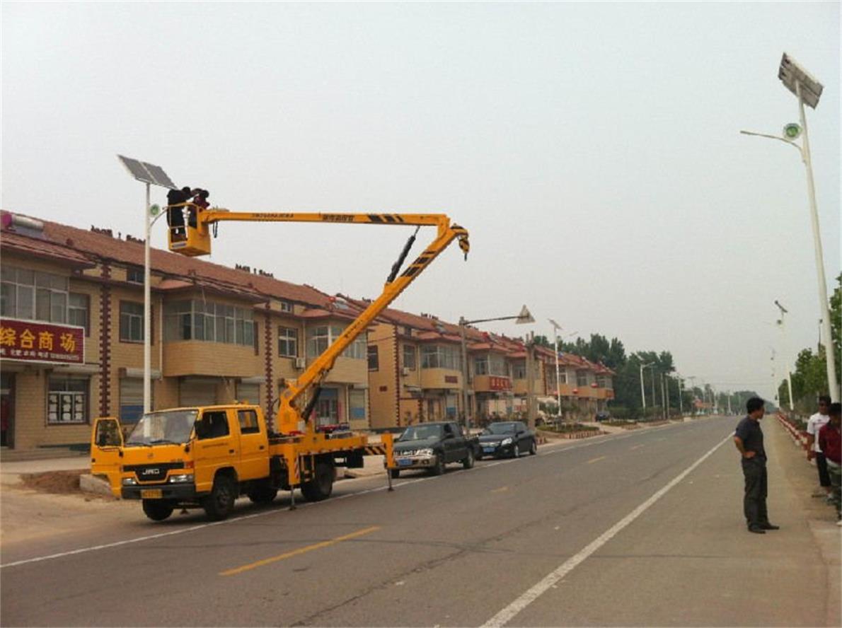 百色太陽能庭院燈價(jià)格，全套LED路燈批發(fā)