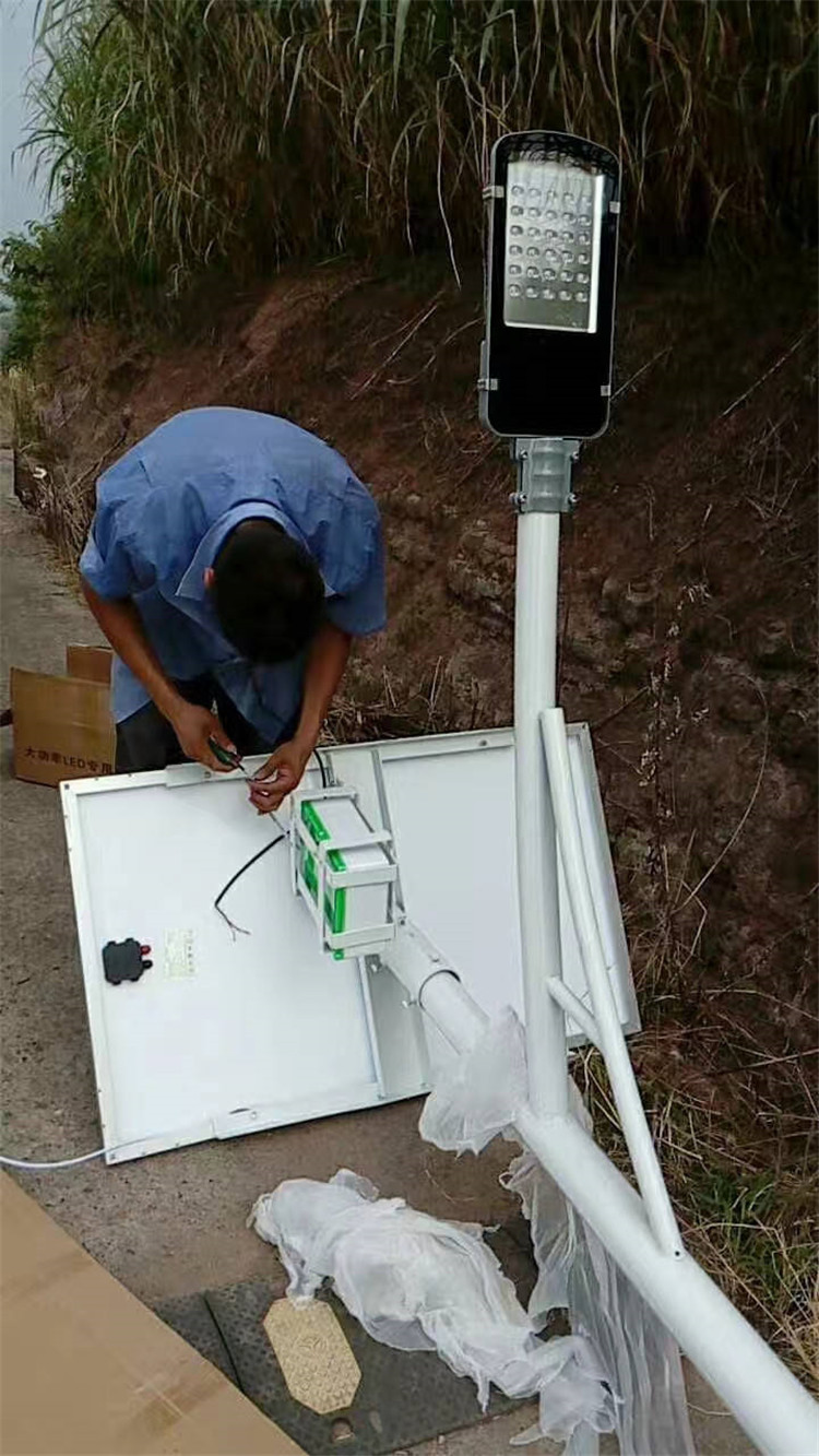 三門峽庭院燈星河路燈庭院燈價(jià)格太陽能庭院燈造型定制源頭工廠實(shí)力商家