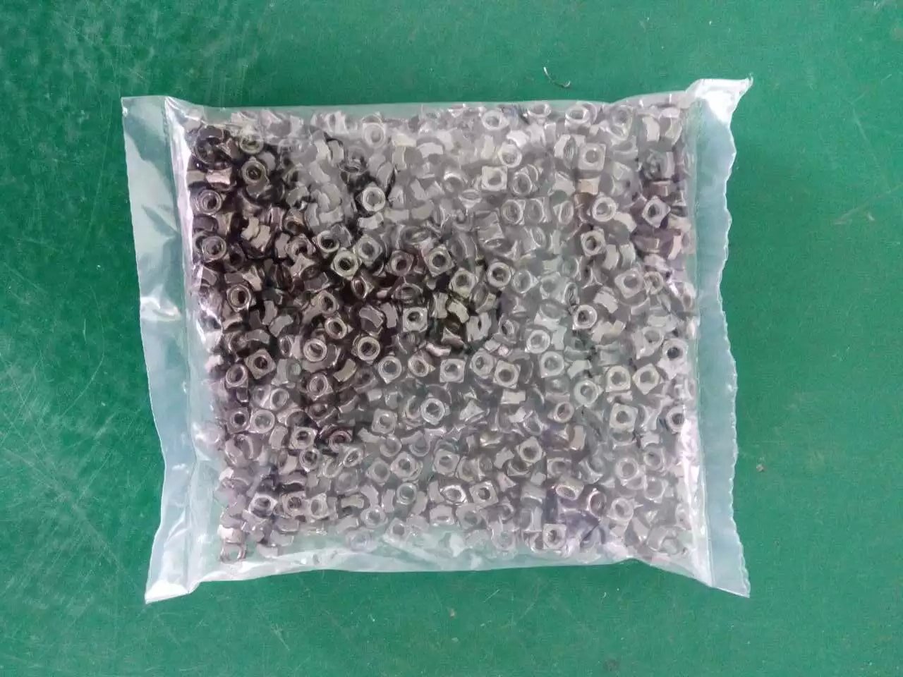 緊固件自動包裝機【滿足緊固件行業(yè)單種、多種、分格、稱重包等】示例圖14
