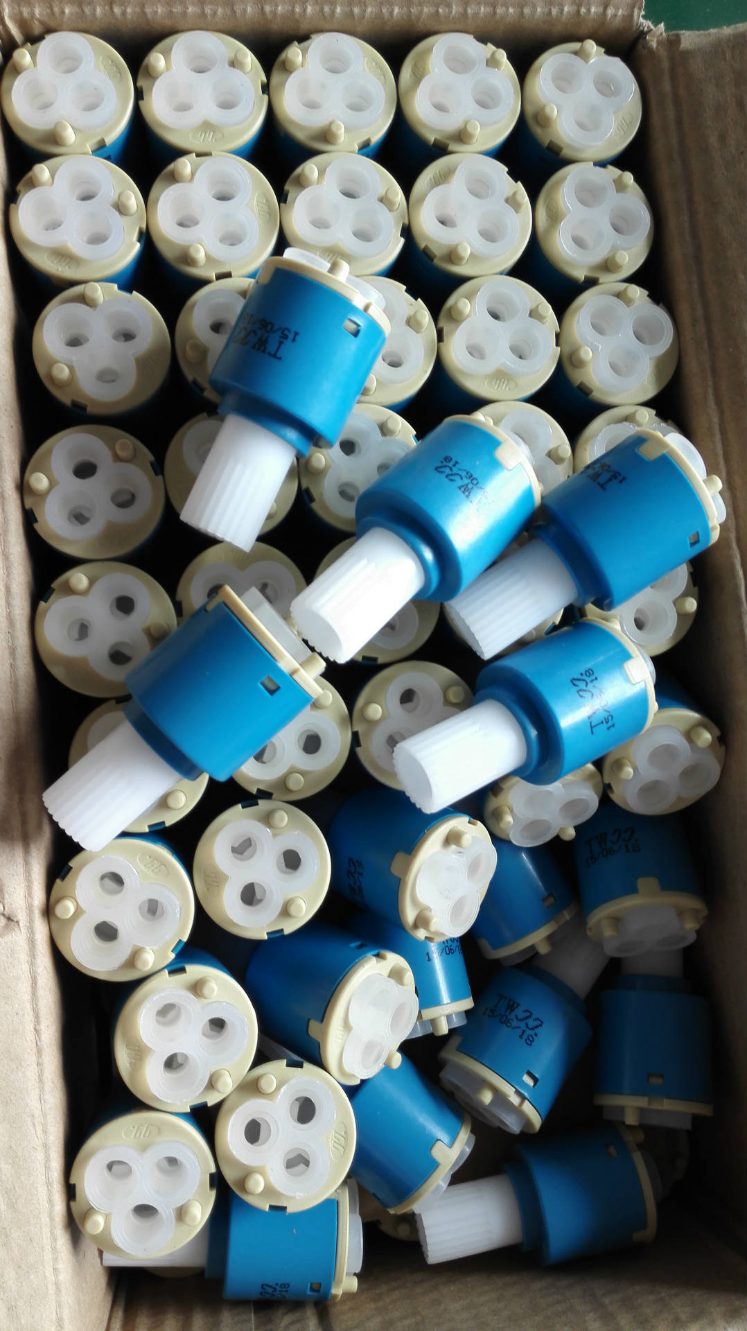 新款數(shù)顯1秒迅熱雙手柄電熱水器電熱水龍頭快速加熱即熱生產(chǎn)廠家示例圖19