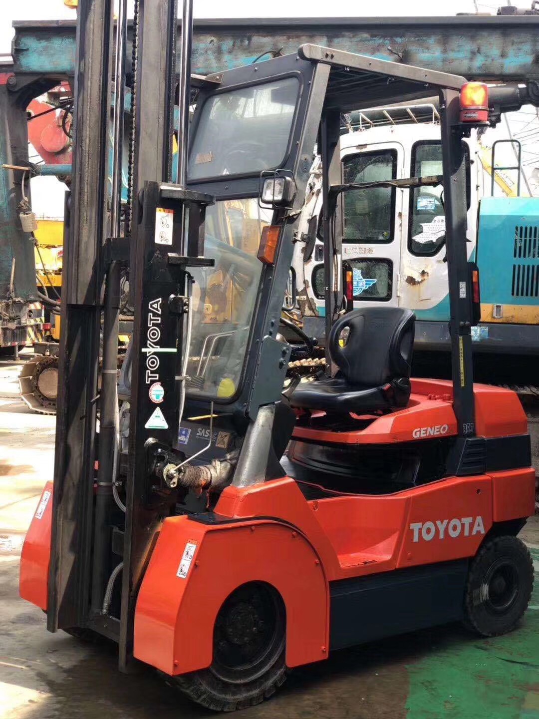 叉車電瓶 手動電瓶液壓叉車 履帶式起重機