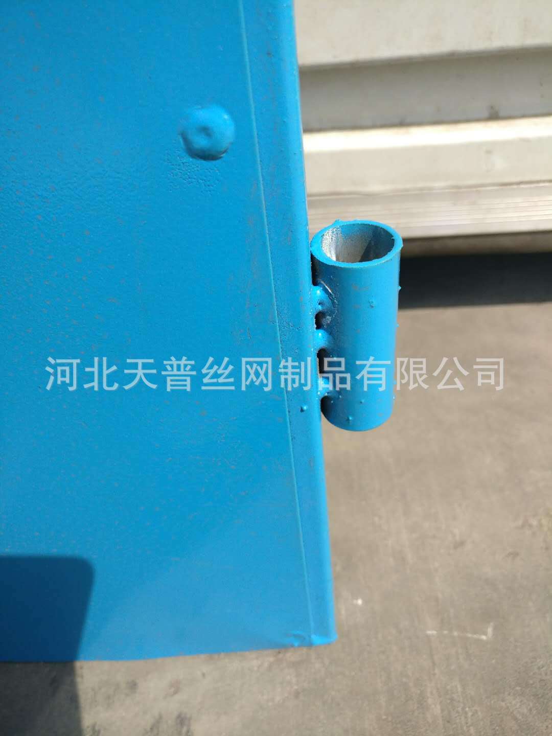 施工電梯安全防護(hù)門樓層人貨梯升降機(jī)電梯井防護(hù)門工地防護(hù)欄優(yōu)惠示例圖13