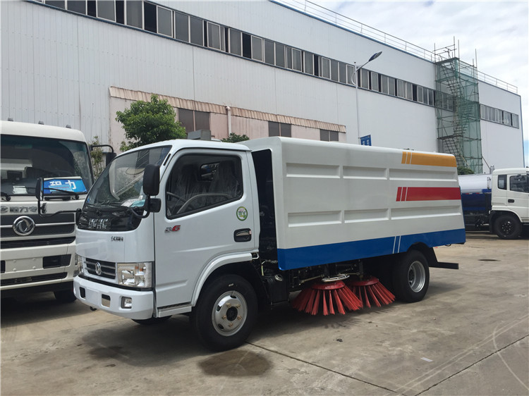 湖北程力智能型灑水清掃車 城市用灑水清掃車品質(zhì)有保證