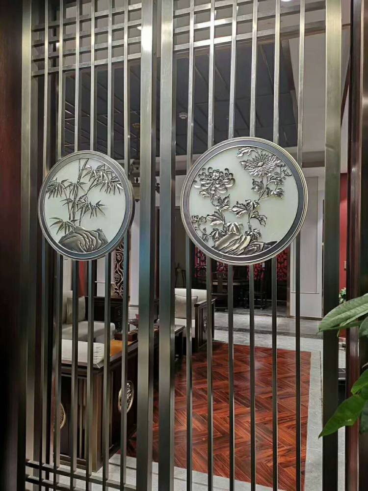 白城 大型不銹鋼屏風隔斷 不銹鋼酒柜圖片大全 不銹鋼屏風隔斷