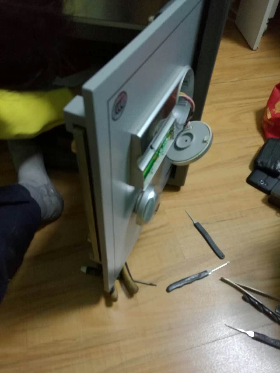 龍首南路換鎖換鎖