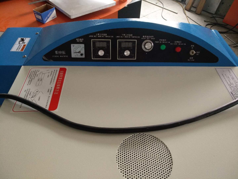500型粘合機粘襯機燙金燙畫織帶衣領門襟壓襯機鞋服帽定型粘合機示例圖13