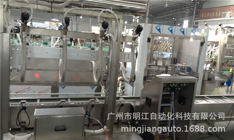 20L日化化工大桶液體灌裝機(jī)油漆大桶潤(rùn)滑油全自動(dòng)稱(chēng)重大桶灌裝機(jī)示例圖6