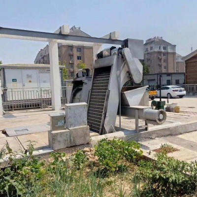 500機(jī)械格柵清污機(jī)    電動機(jī)械格柵除污機(jī)    機(jī)械格柵尼龍耙齒尺寸