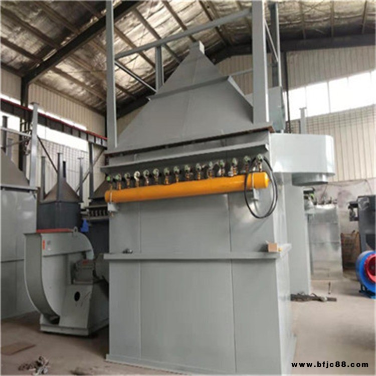 布袋除塵器 工業(yè)砂石脈沖袋式除塵器 鍋爐木工車(chē)間 高溫布袋除塵器 DMC-80袋打磨間除塵設(shè)備 河北除塵器廠家 龍淼環(huán)保
