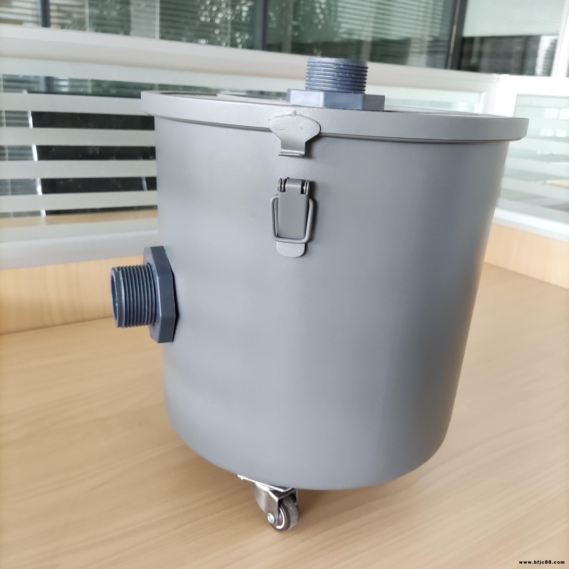 石膏過(guò)濾器 牙科石膏處理 水槽過(guò)濾 石膏沉淀池 技工石膏處理設(shè)備