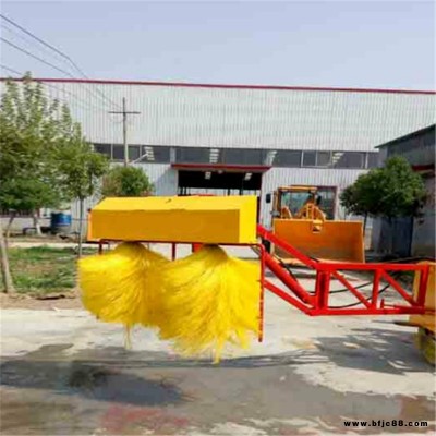 銳陽重工護(hù)欄清洗機(jī) 隔音屏障清洗機(jī) 隧道清洗機(jī)廠家價格