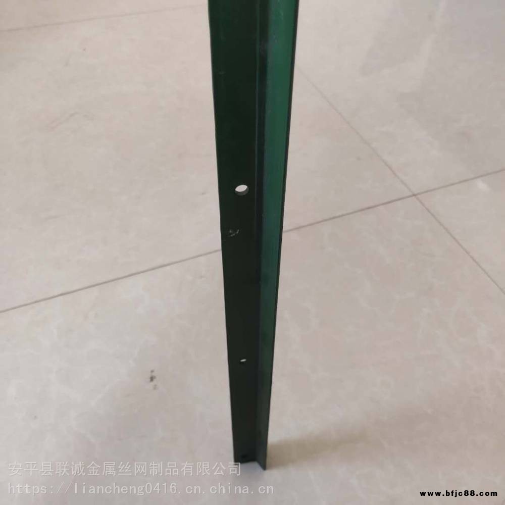 牛欄網(wǎng)立柱廠家草原圍網(wǎng)Y型柱T型疙瘩柱批發(fā)刺繩圍網(wǎng)立柱