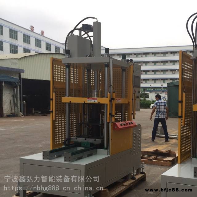 四柱壓鑄件切邊機(jī)帶滑臺/單柱液壓機(jī)帶滑臺/四柱液壓機(jī)帶滑臺工控