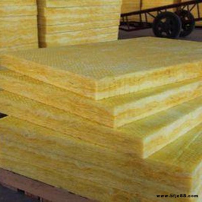 保溫玻璃棉板 墻體隔熱玻璃棉板  憎水玻璃棉板 品質(zhì)上乘 盛歐