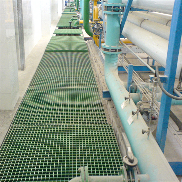 江陵化工廠地溝格柵板今題網.jpg