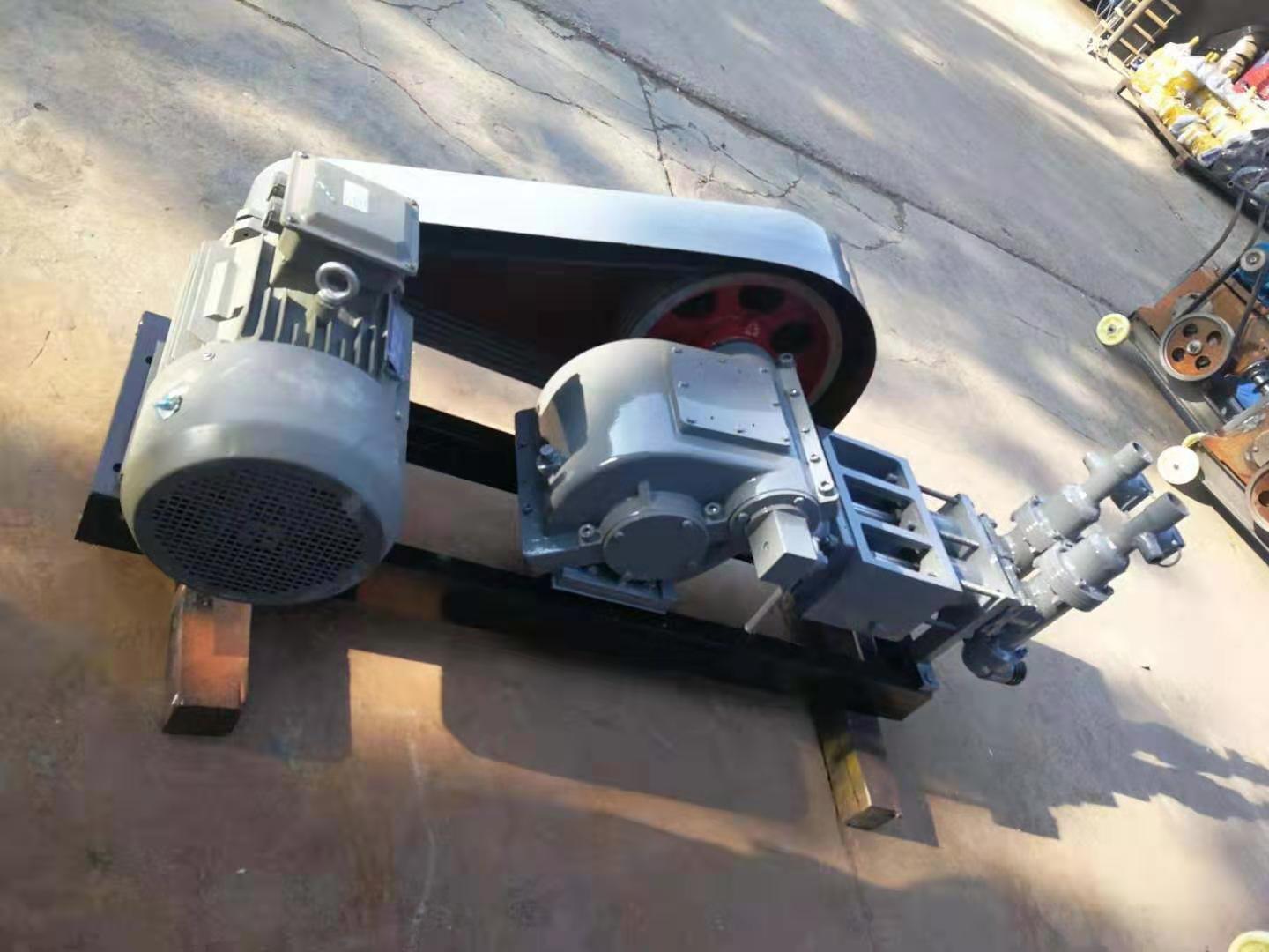 興安盟供應注漿泵圖片建特重工擠壓泵