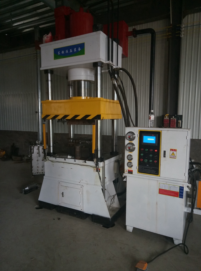 200T液壓機-1.jpg